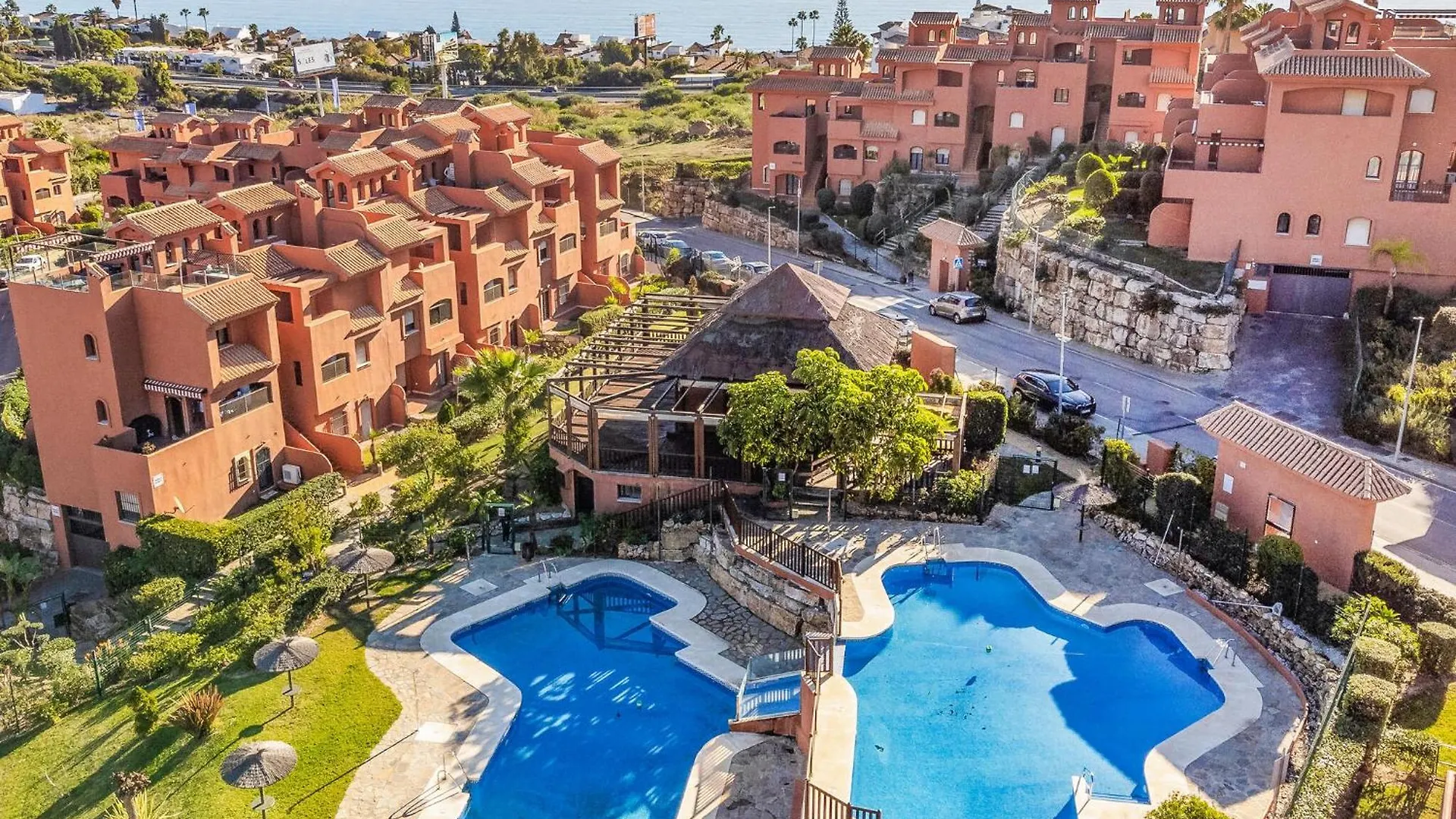 Awesome Apartment In Buenas Noches With Wifi Estepona